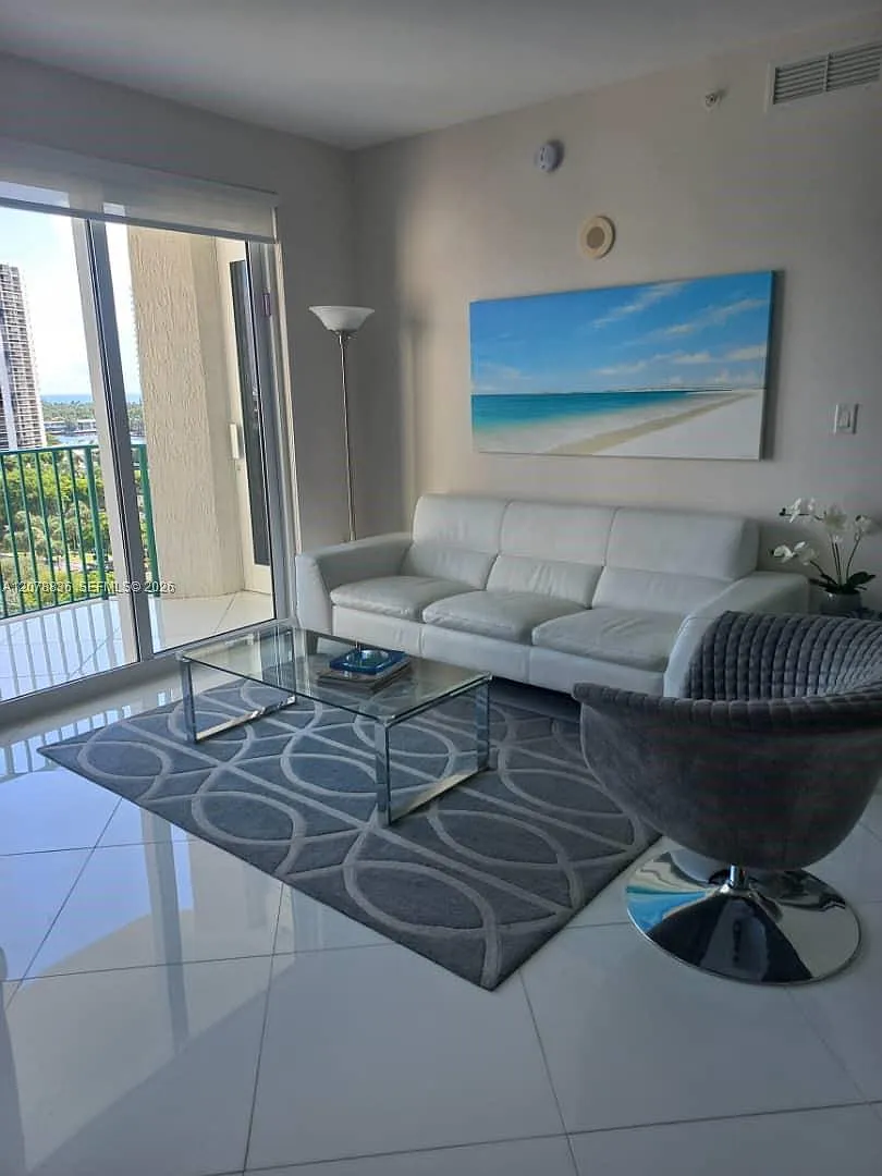 Turnberry Vlg No Tower Co — Photo 2