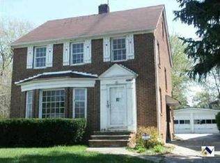 3928 Monticello Blvd, Cleveland Heights, OH 44121