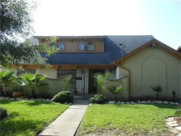 9811 Kirkfalls Dr, Houston, TX 77089