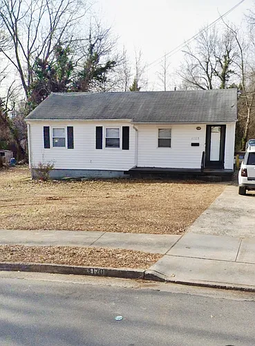 1170 Addison Ave Photo 1