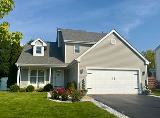 1914 Olde Mill Rd, Plainfield, IL 60586