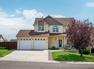 4925 Topaz Dr, Cheyenne, WY 82009