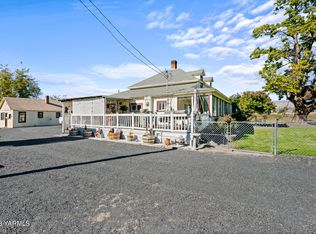 2030 Faucher Rd, Moxee, WA 98936