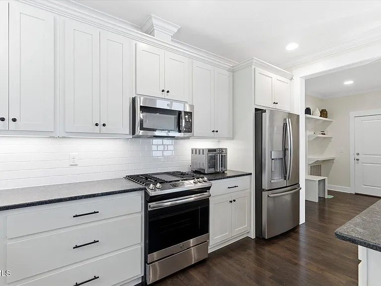 4893 Preserve Dr — Photo 16