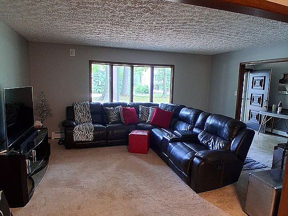 Large spacious living room