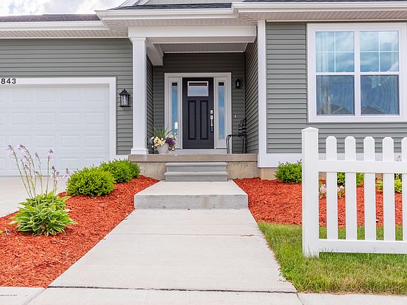 5th image of 3843 Fossum Ln