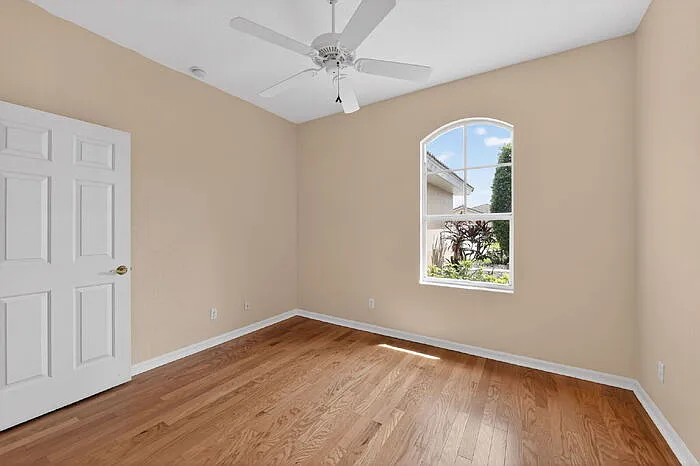 118 Padova Way — Photo 21