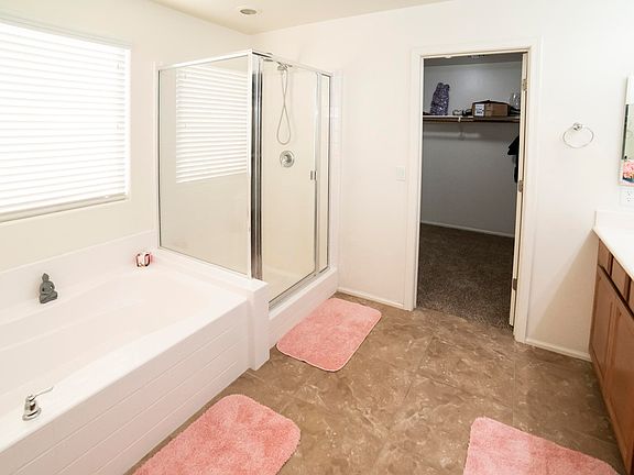 5th image of 7544 S Ocean Port Dr