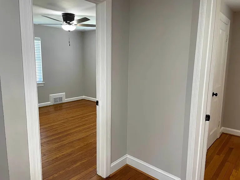 4822 Wilson Blvd — Photo 38