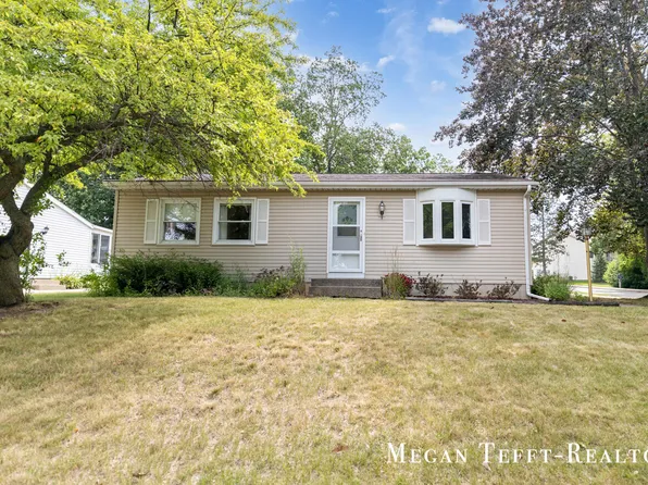 1320 Beckwith Ave NE, Grand Rapids, MI 49505