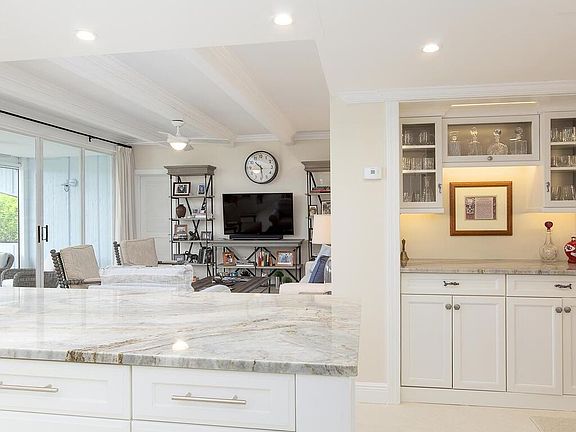 5th image of 1301 Spyglass Ln Unit 1301B