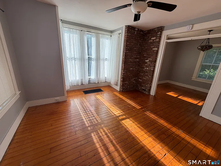 31 Woodruff Ave #1 — Photo 10