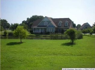 8210 Elmwood Dr, Olive Branch, MS 38654