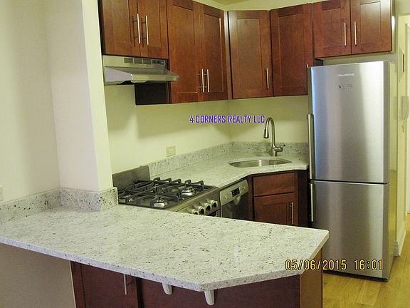 2nd image of 21 W 74th St APT 2C