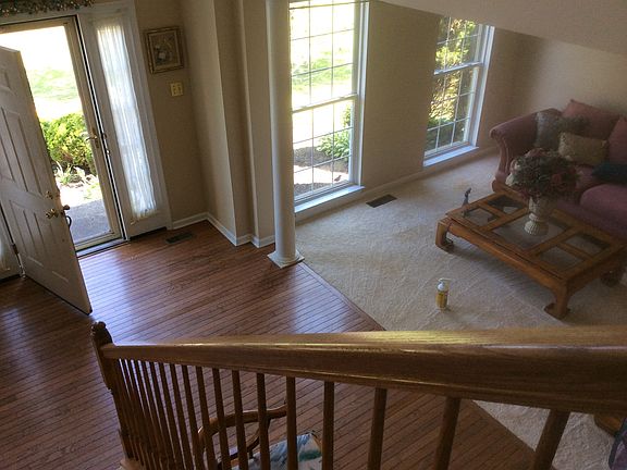 4th image of 205 W Union Dr