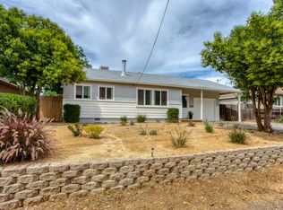 1111 Layton Rd, Redding, CA 96002