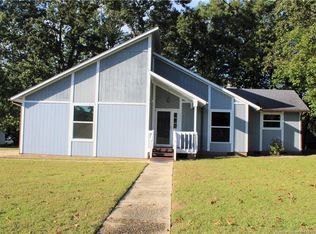 5844 Horton Pl, Fayetteville, NC 28314