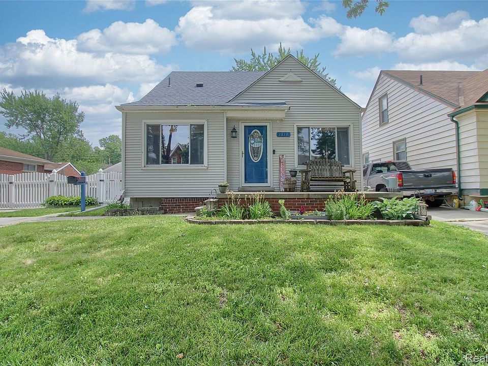 1st image of 1813 Buckingham Ave