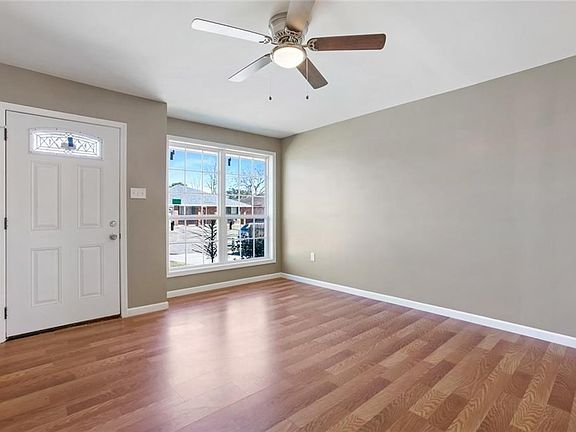 2nd image of 7816 Primrose Dr