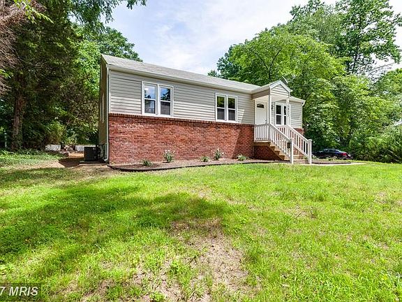 Brand New Windows, Siding and Gutters