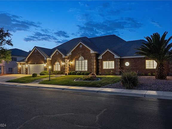 3rd image of 6460 Spanish Garden Ct