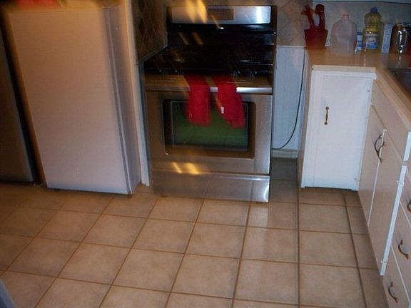 4th image of 1419 S McElroy St