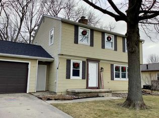 915 Hickory Dr, Marysville, OH 43040