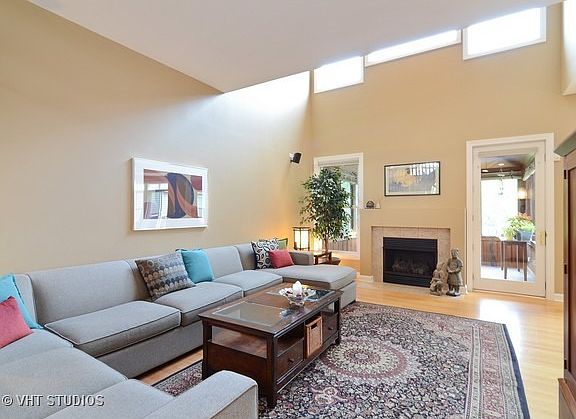 2nd image of 1292 S Falcon Dr