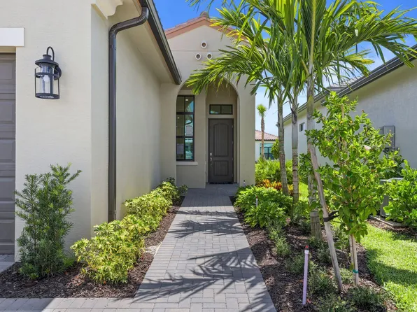 5242 Rivo Alto Circle, Westlake, FL 33470