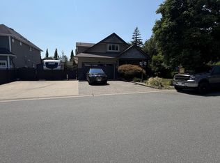27858 Ledunne Ave, Abbotsford, BC V4X 0A8