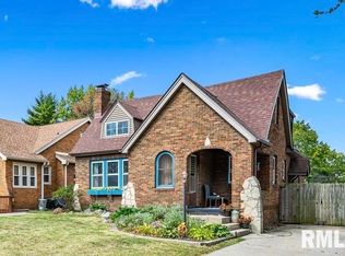 407 W Corrington Ave, Peoria, IL