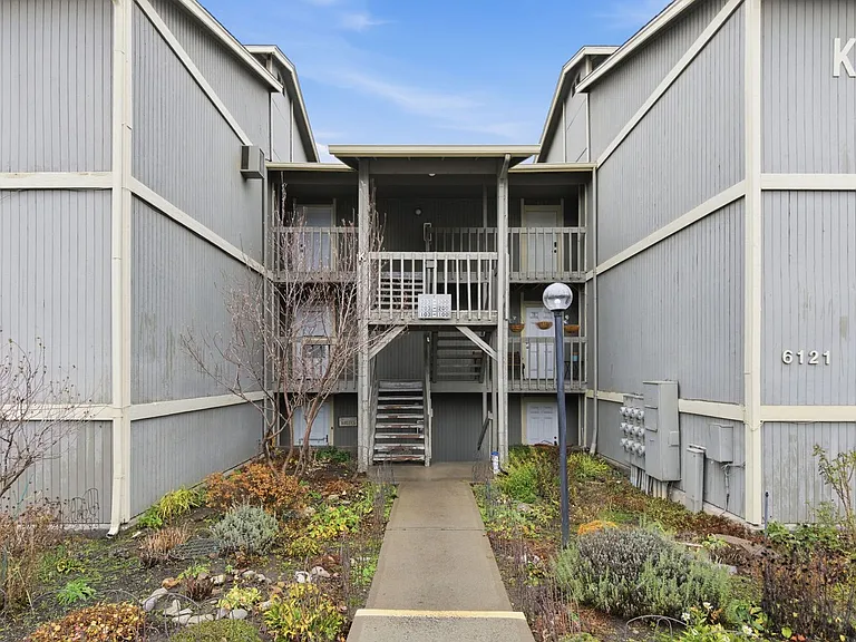 6121 E 6th Ave #K301 — Photo 1