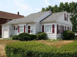 2904 Wayne St, Erie, PA 16504