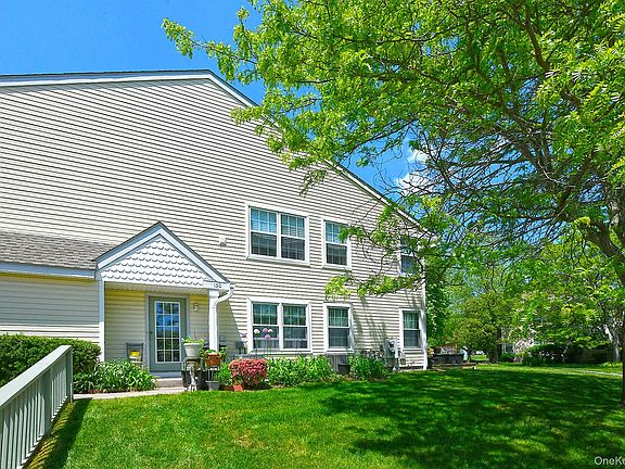 2nd image of 130 Commodore Circle