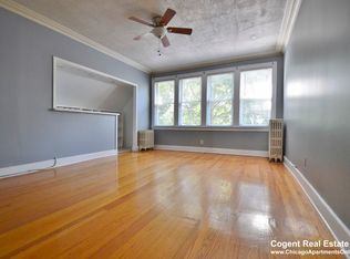 1926 W School St FL 2ND, Chicago, IL 60657