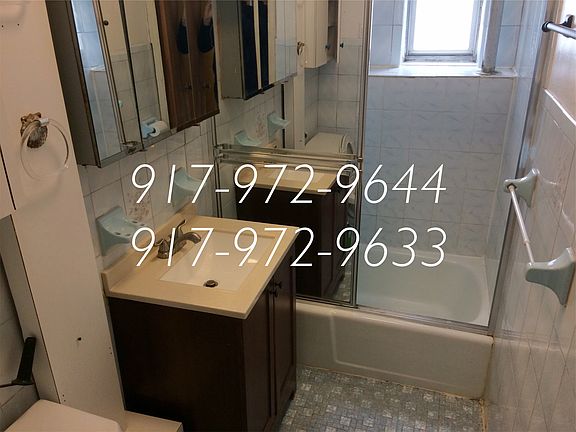 4th image of 3260 44th St APT 2F