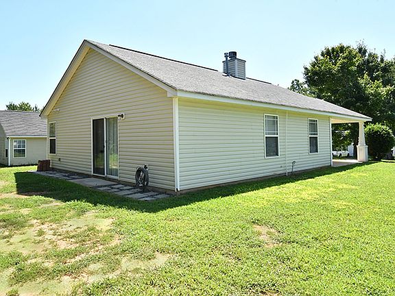 2nd image of 118 Peterborough Dr