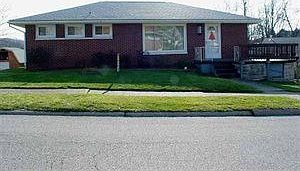 1st image of 129 Fernwood Dr