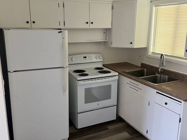 1504 N Stewart St #1506