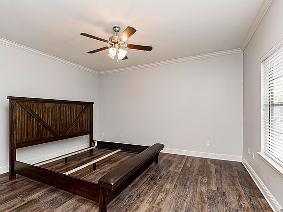 3rd image of 11510 Southfork Ave APT 34