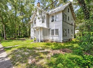 219 7th St, Chickasaw, AL 36611