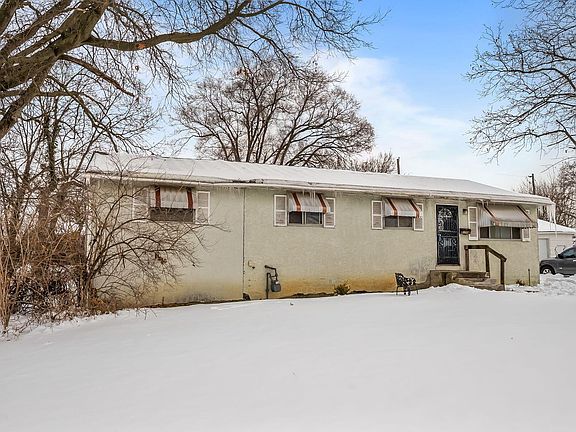 3rd image of 1718 Weiler Ave