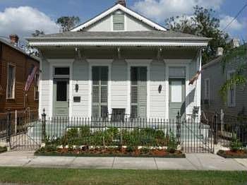 1st image of 3317 Dumaine St