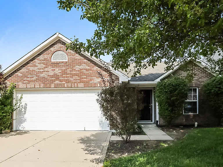 7710 Sergi Canyon Dr — Photo 1