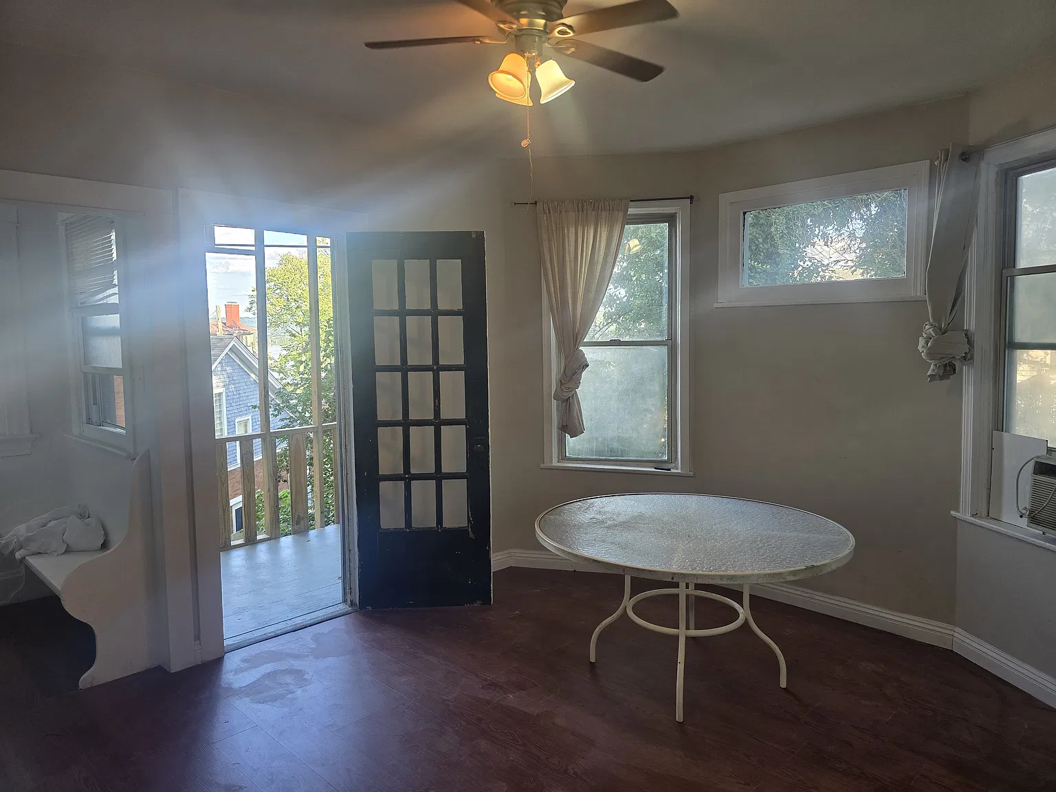 2 bed, 1250 sqft, $1,850 — Photo 4