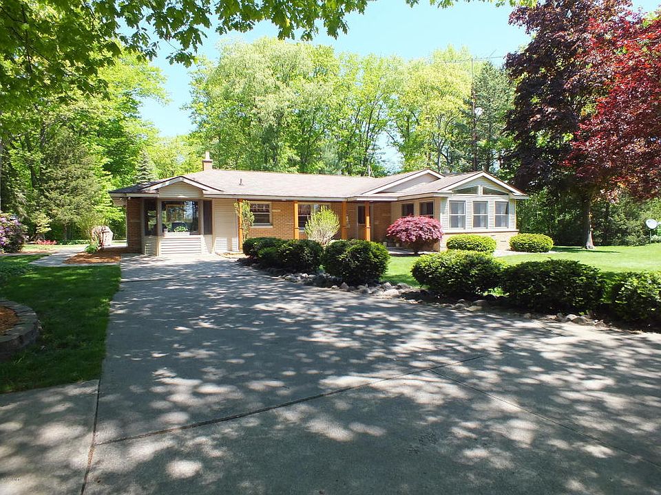 1st image of 11027 Lake Michigan Dr