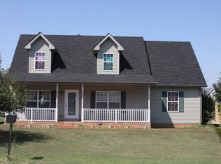 116 Oak Tree Dr, Oak Grove, KY 42262