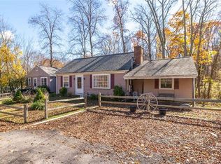 596 Danielson Pike, Scituate, RI 02857