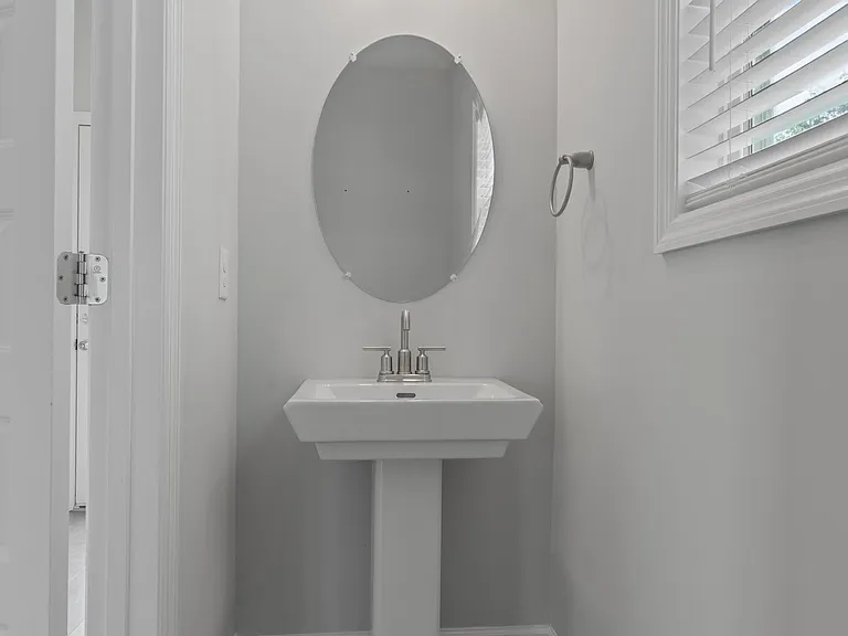 165 Harvard Dr — Photo 15