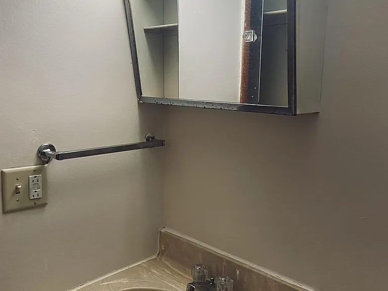 403 Ellen Ave #5 — Photo 7